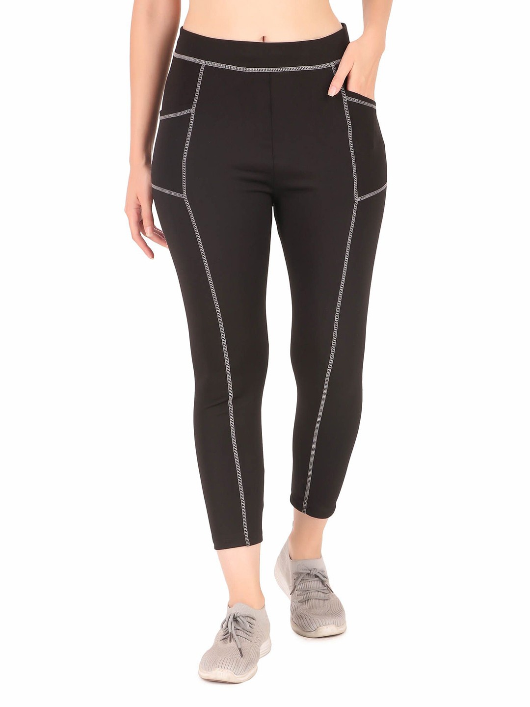 

WINSURE Women Skinny Fit Jeggings, Black