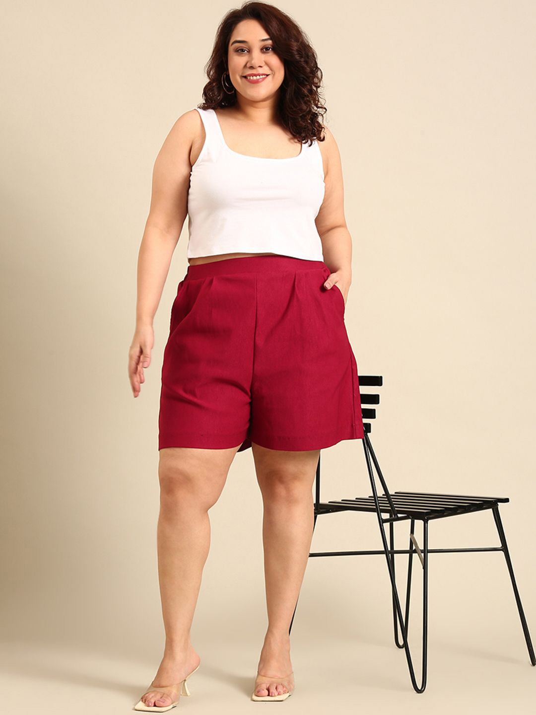 

The Pink Moon Women High-Rise Shorts, Burgundy