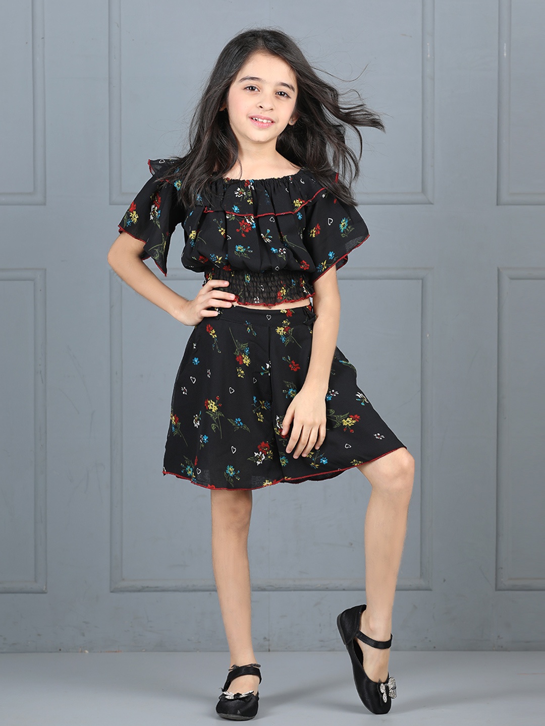 

Cutiekins Girls Floral Printed Off-Shoulder Top With Skirt, Black