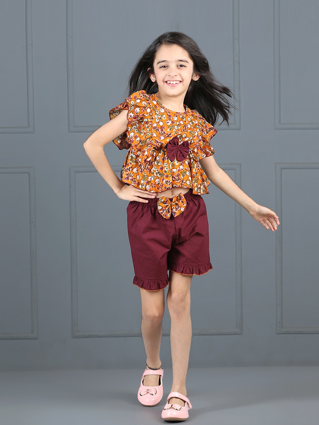 

Cutiekins Girls Floral Printed Top With Shorts, Orange