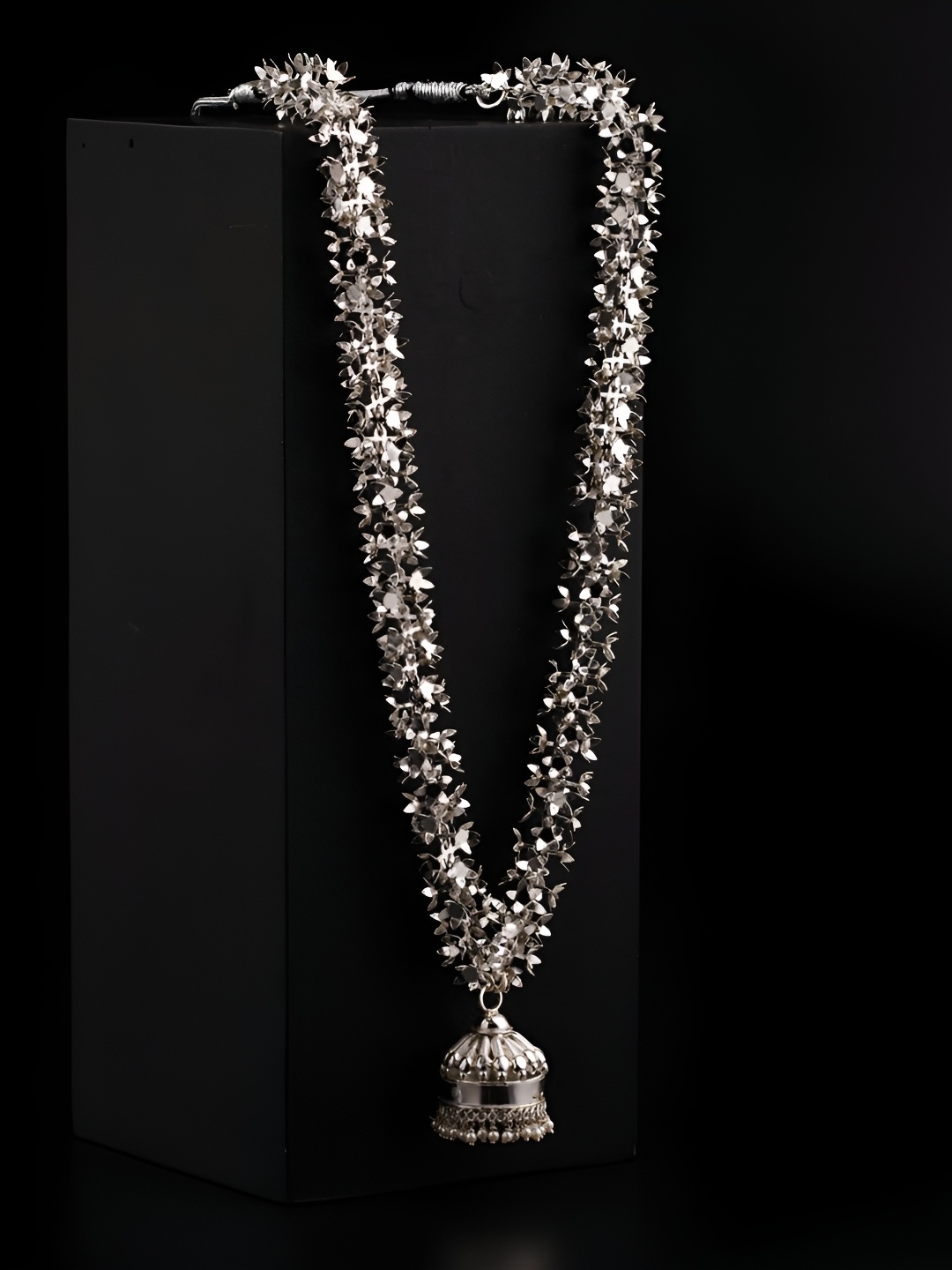 

House of Aadyaa Small Flowers Bakul Haar with Latkan, Silver
