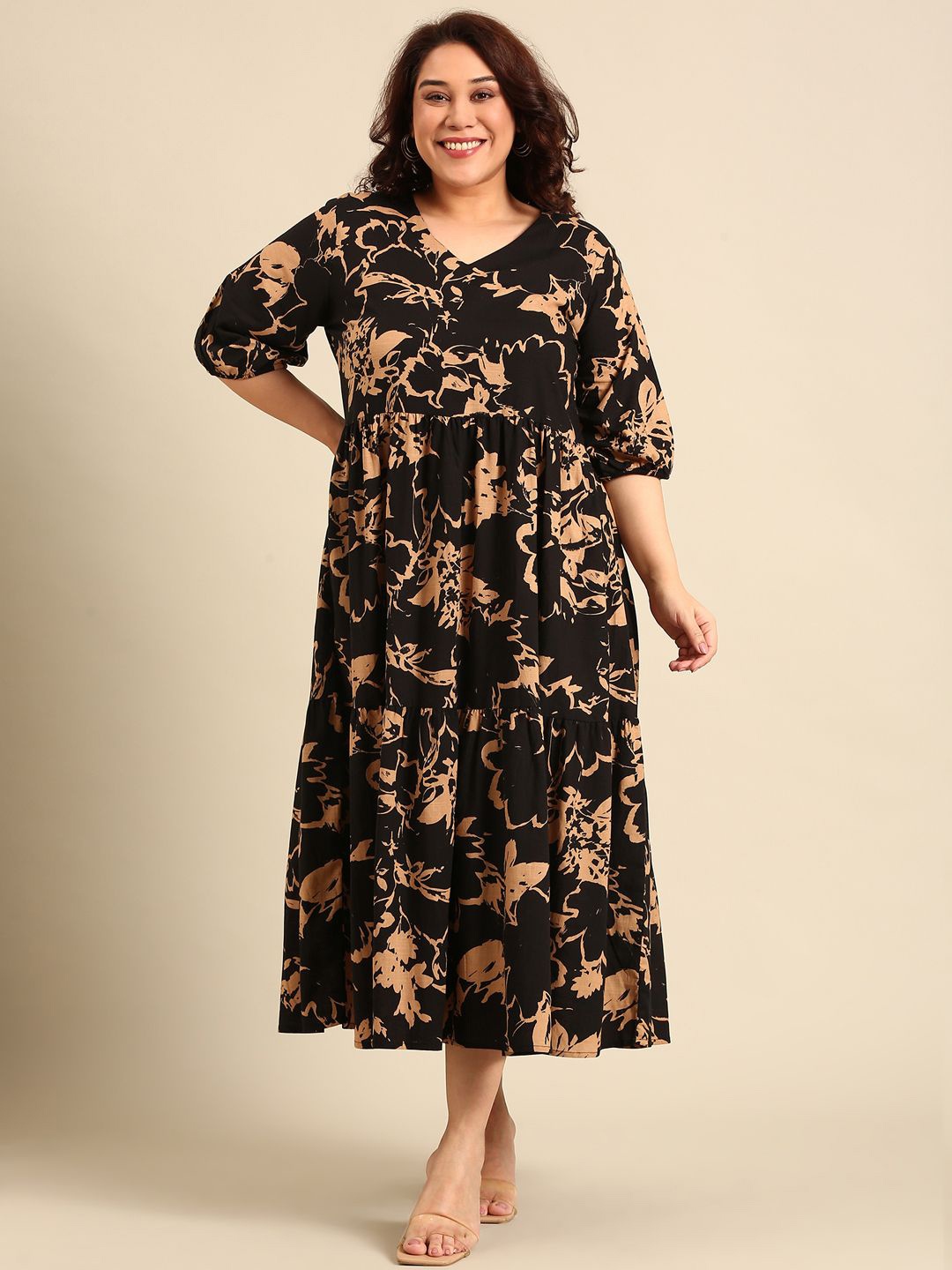 

The Pink Moon Women Floral Print Fit & Flare Maxi Dress, Black