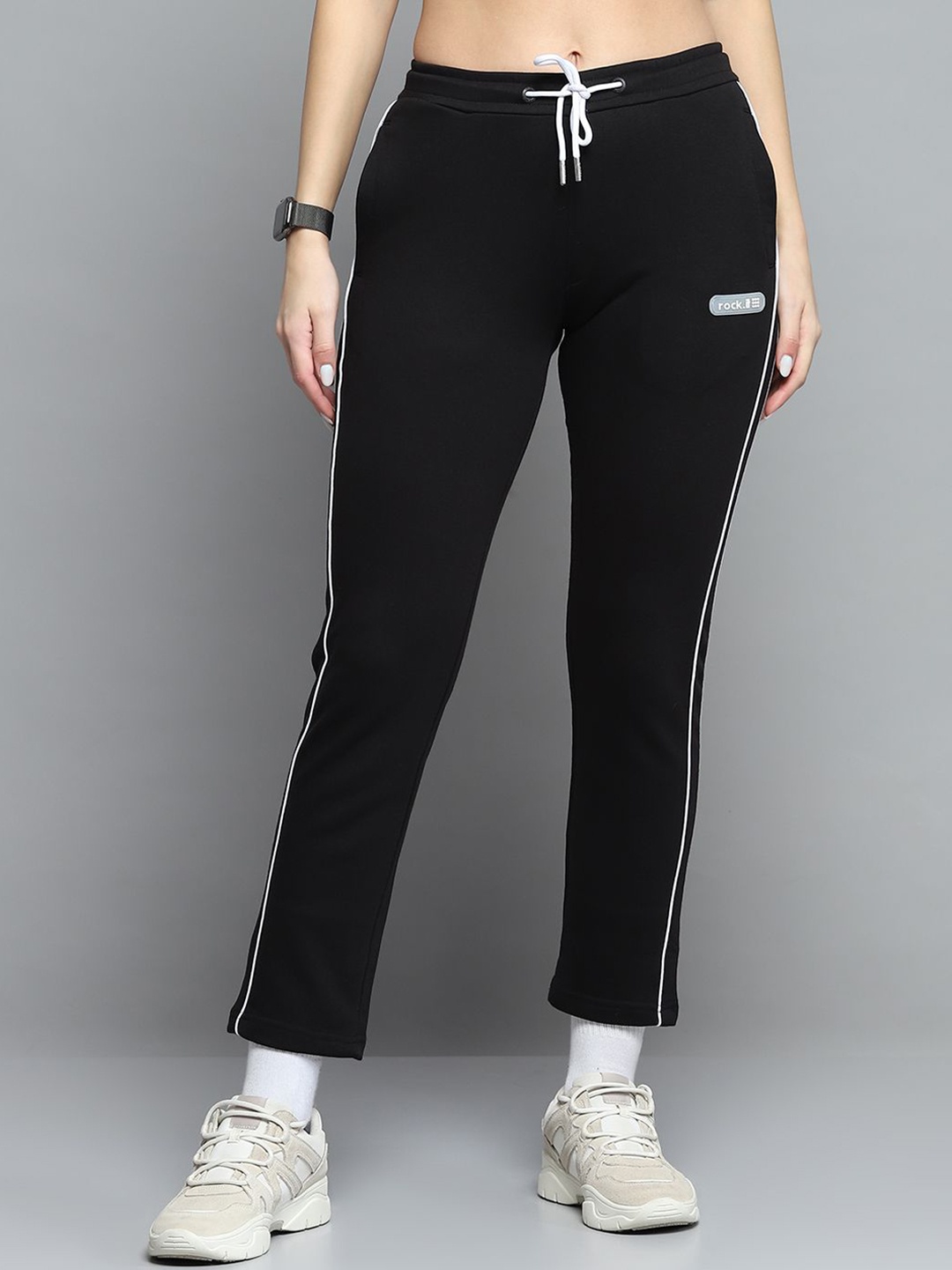

rock.it Women Relaxed Fit Mid Rise Ankle Length Cotton Track Pants, Black