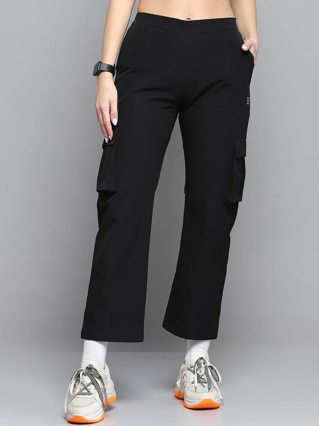 

rock.it Women Regular Fit Mid Rise Cargos, Black
