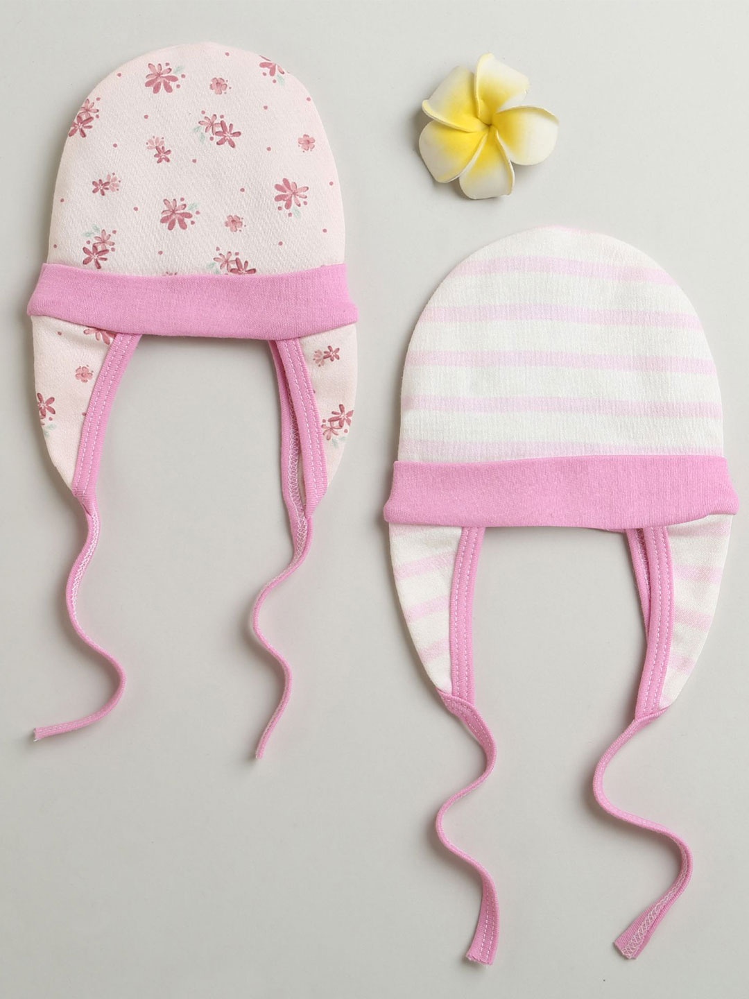 

BUMZEE Girls Pack Of 2 Cotton Printed Beanie, White