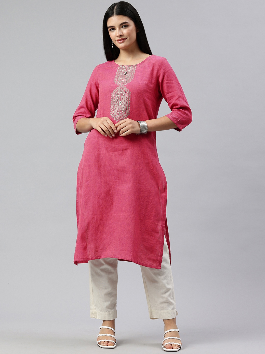 

Alena Ethnic Motifs Embroidered Kurta, Pink