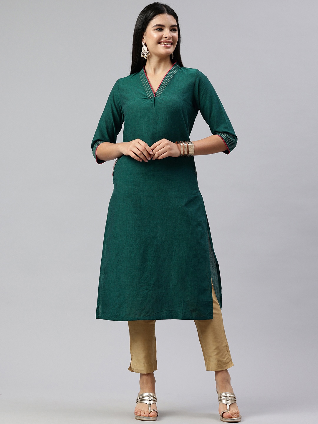 

Alena Thread Work Detailed V-Neck Straight Kurta, Green