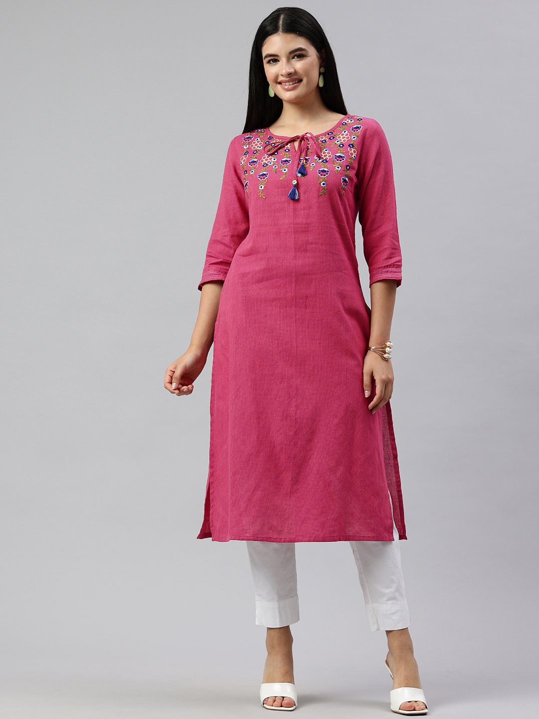 

Alena Women Floral Embroidered Thread Work Floral Kurta, Magenta