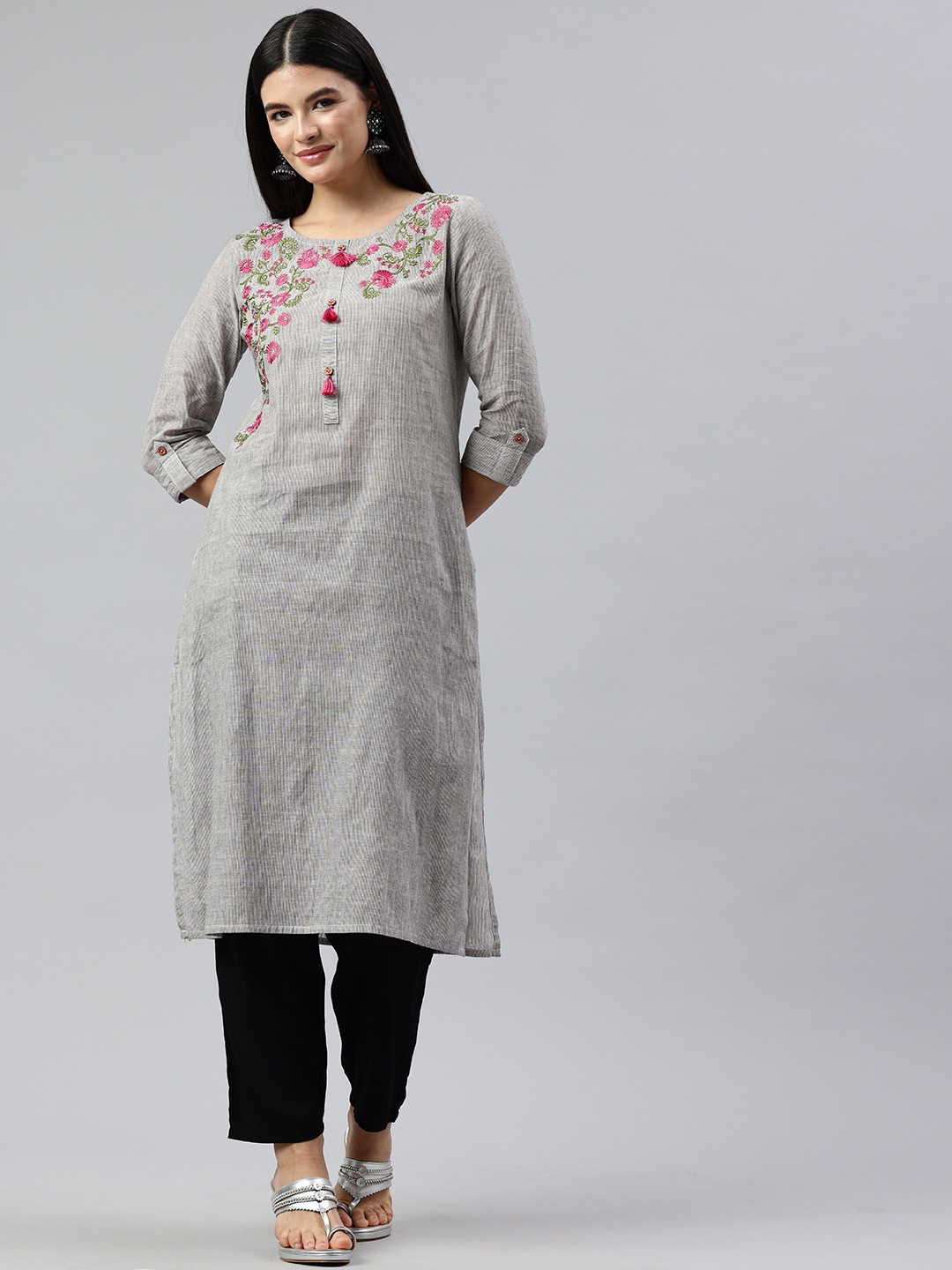 

Alena Floral Embroidered Kurta, Grey