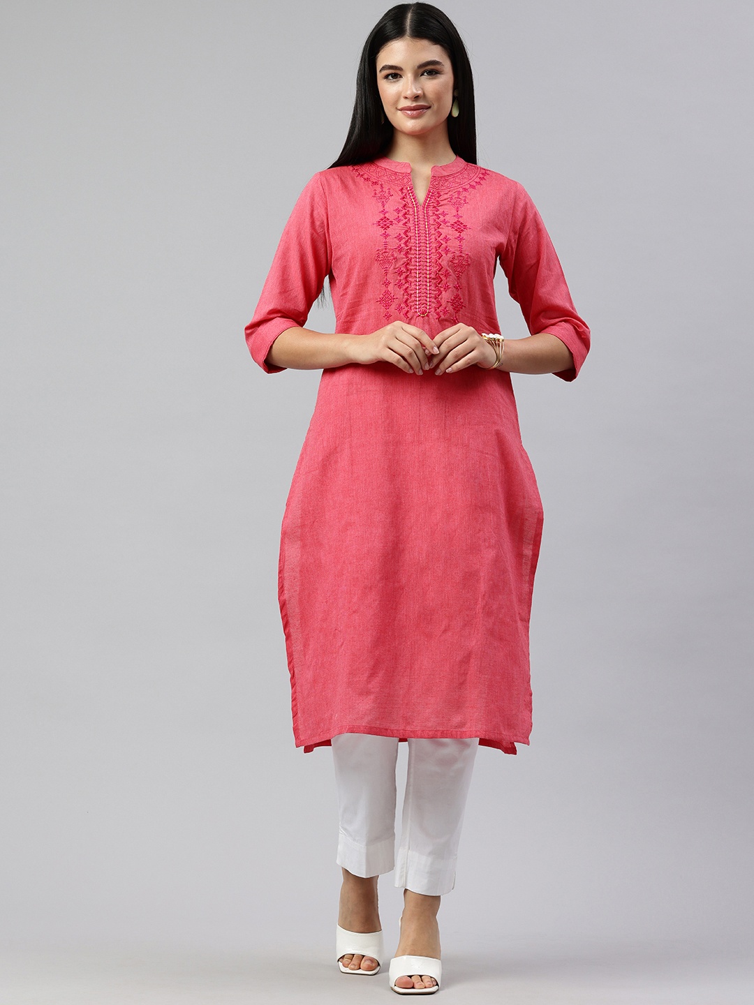 

Alena Roll-Up Sleeves Ethnic Motifs Embroidered Thread Work A-Line Kurta, Pink