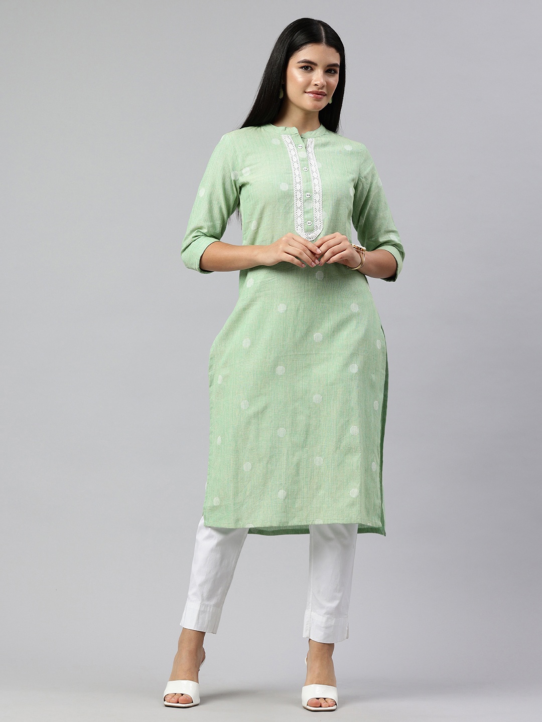 

Alena Roll-Up Sleeves Geometric Woven Design A-Line Kurta, Green