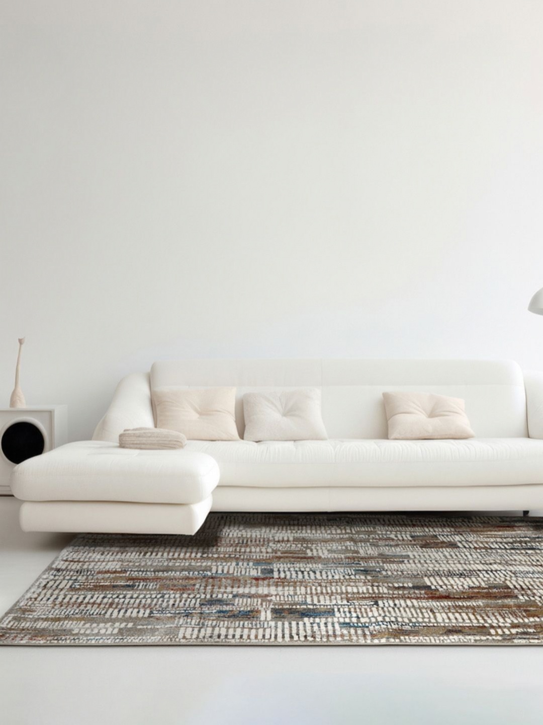 

DDecor Off White Abstract Printed Rectangle Shaped Anti Skid Carpet