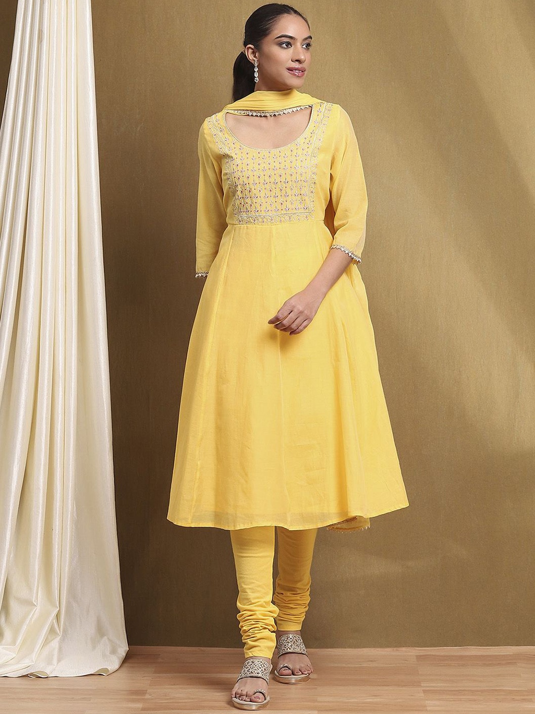 

Biba Floral Embroidered Thread Work A-Line Kurta With Churidar & Dupatta, Yellow