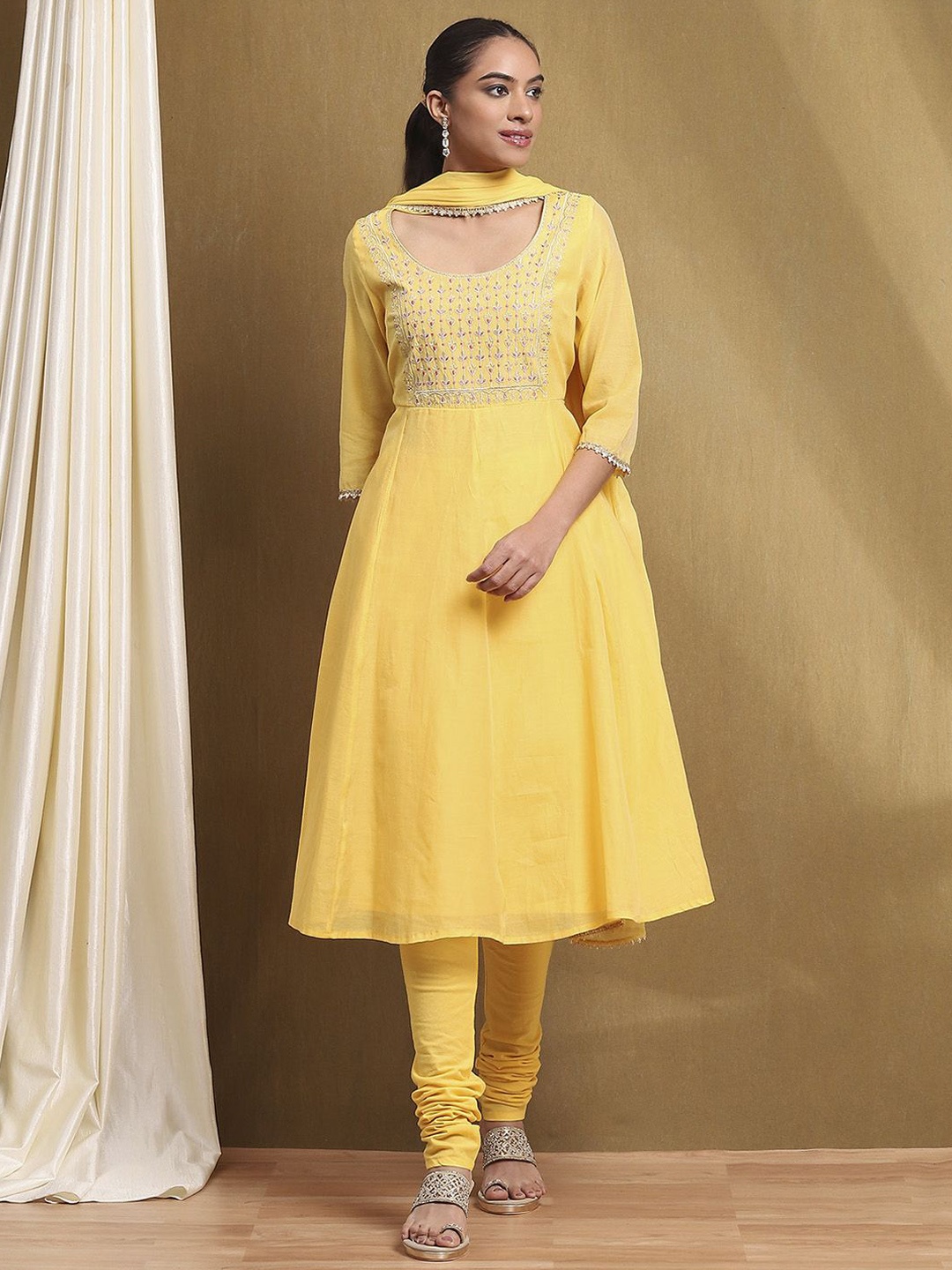 

Biba Floral Embroidered Round Neck Regular Anrakali Kurta With Churidar With Dupatta, Yellow