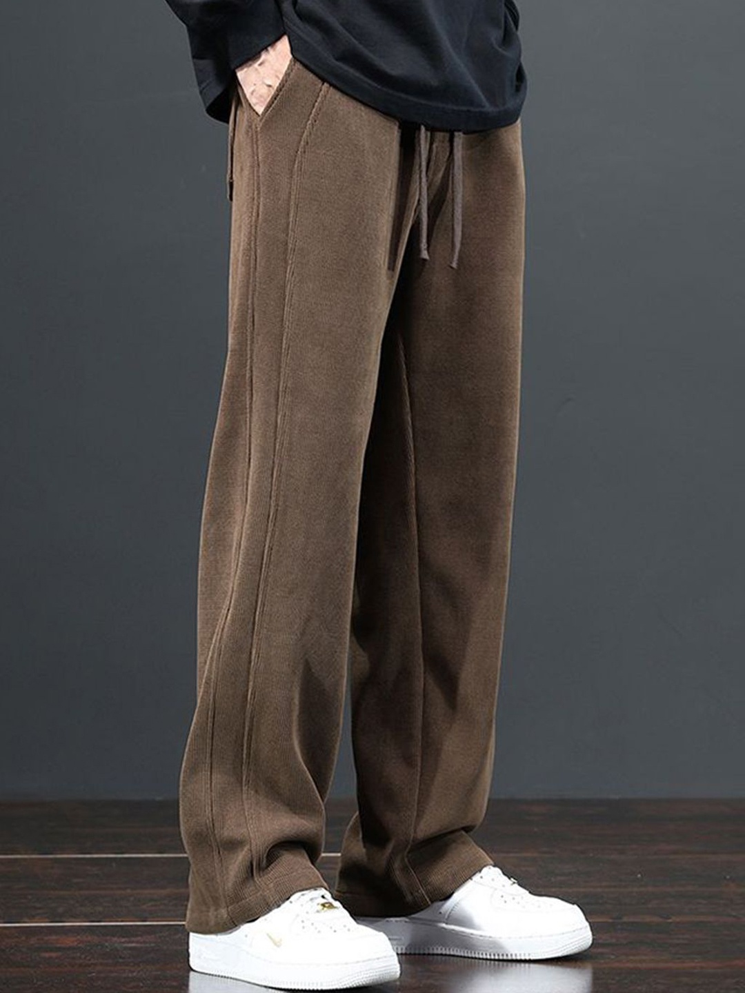 

StyleCast Men Mid-Rise Jeans, Brown