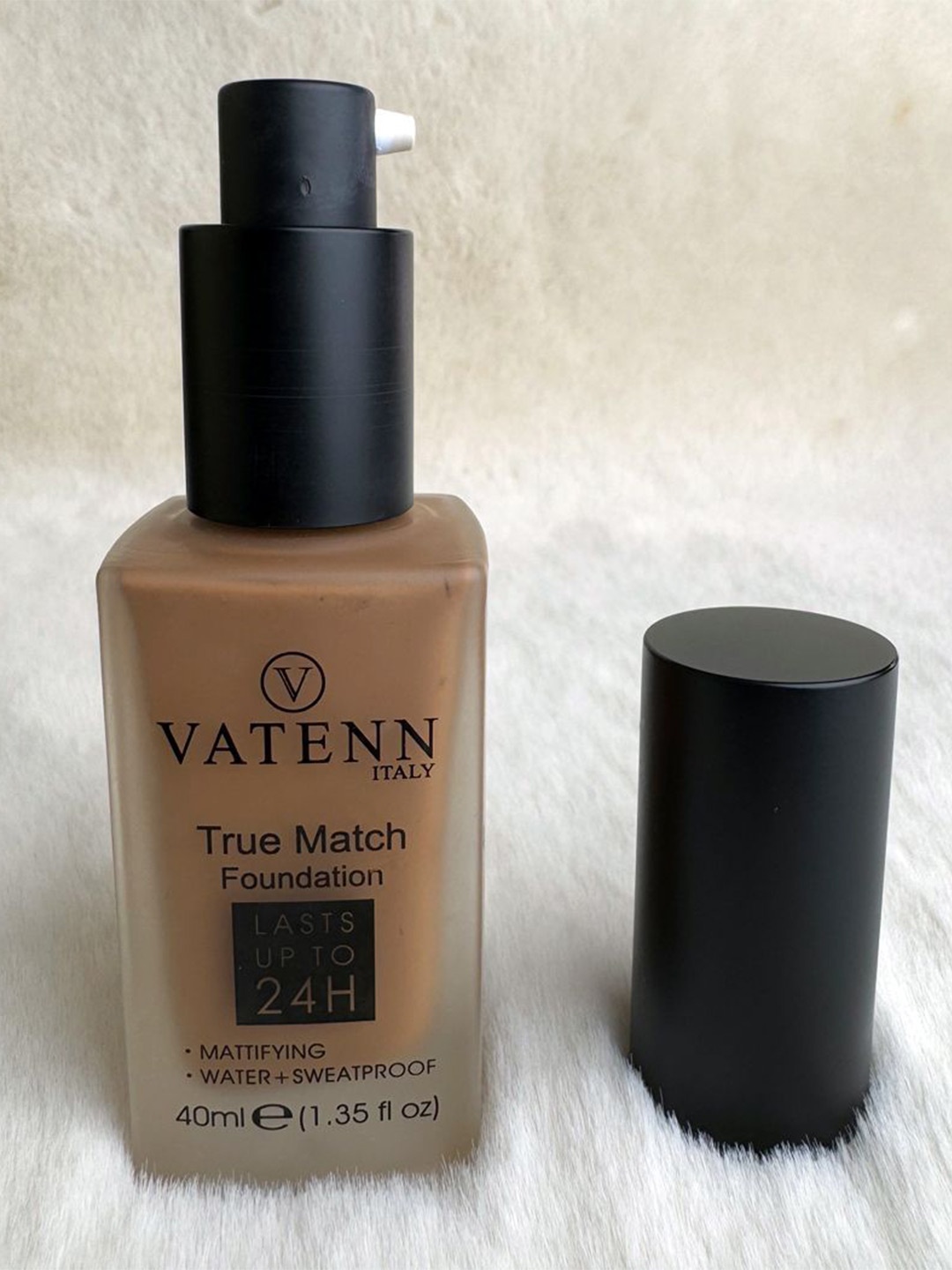 

VATENN ITALY True Match Waterproof Foundation Lasts Upto 24h - 40 ml - TM693-Topaz, Beige