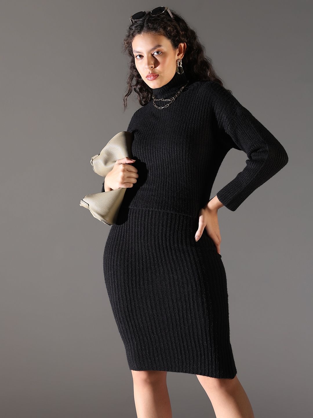 

SHOWOFF Women Round Neck Bodycon Dress, Black