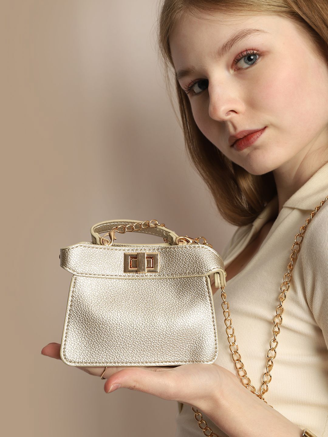 

MINI WESST Women Textured Structured Sling Bag, Silver