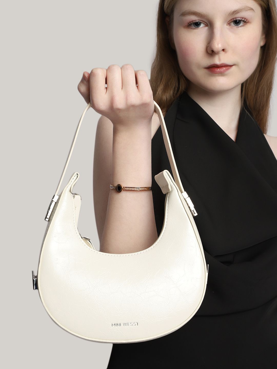 

MINI WESST Women Textured Half Moon Handheld Bag, White