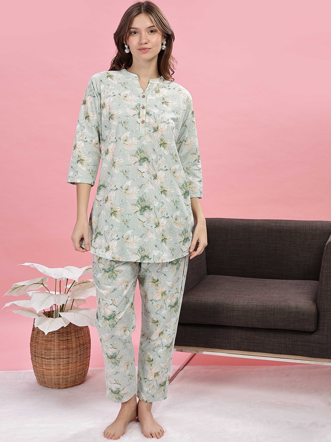 

9shines Label Women Printed Pure Cotton Nightsuit, Sea green