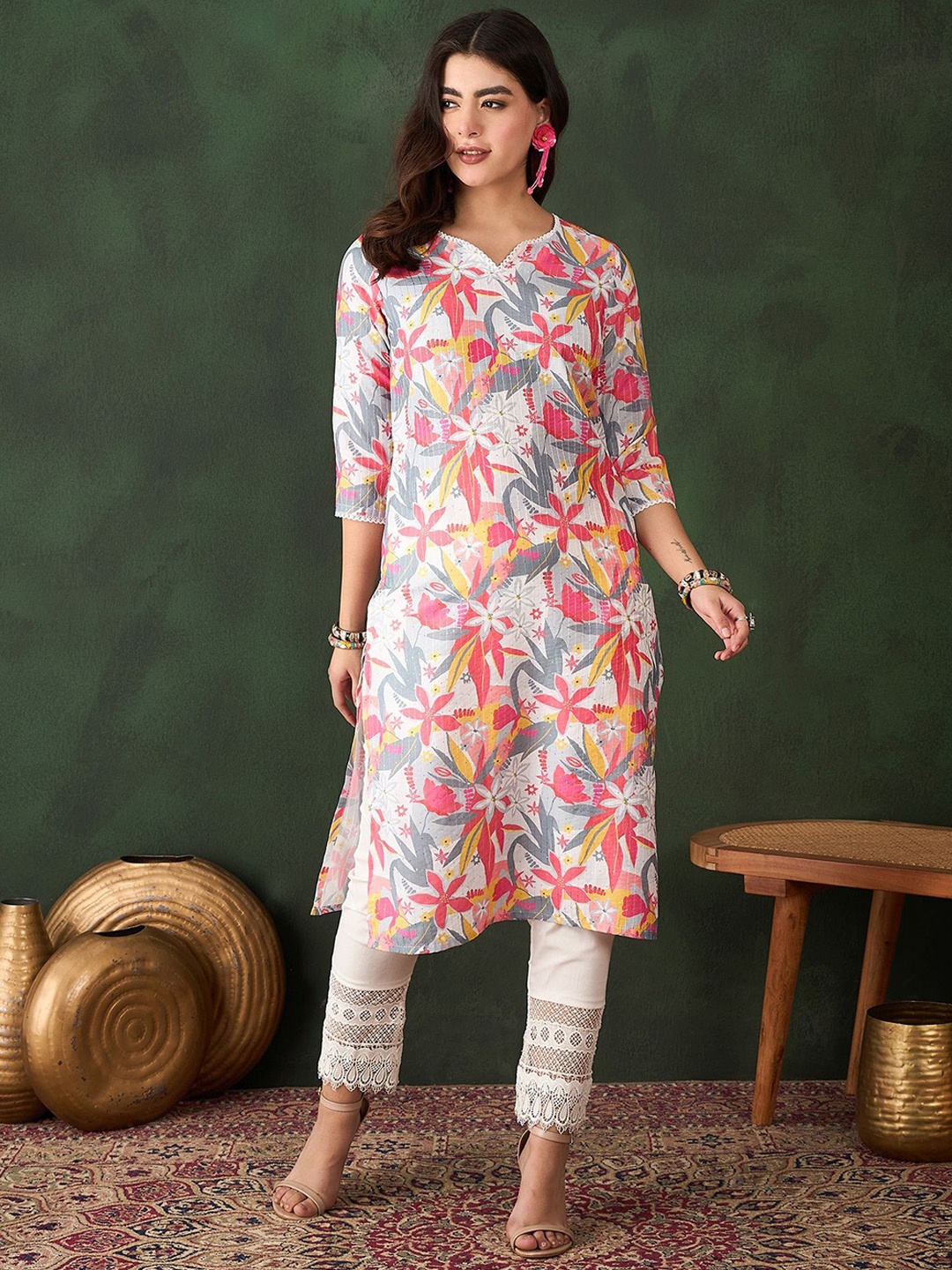 

Sangria Floral Printed Straight Kurta, Grey