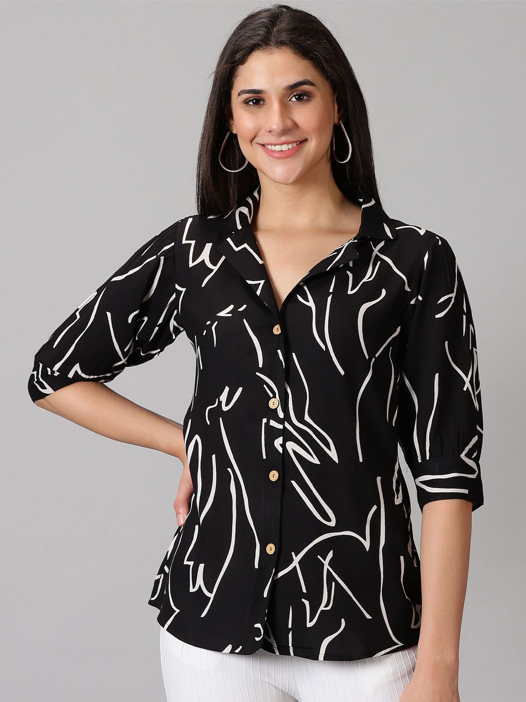 

DRESSAR Women Standard Cuban Collar Abstract Printed Casual Shirt, Black