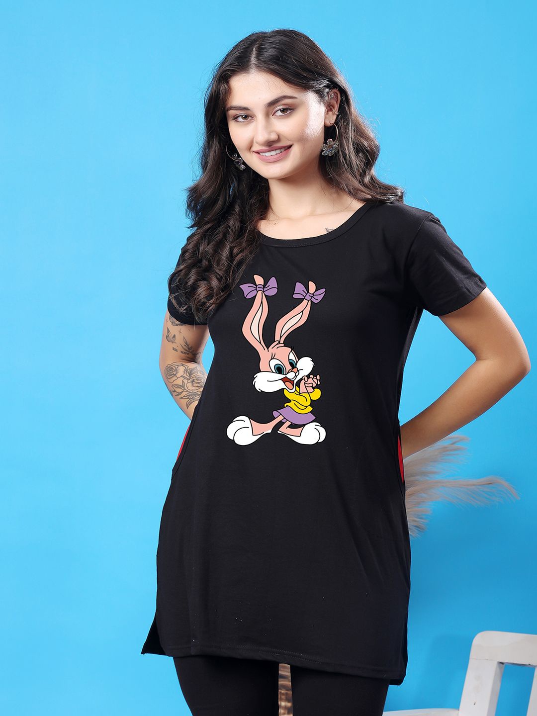 

SWIFTLY Women Bugs Bunny Bio Finish Graphic Printed Round Neck Cotton T-shirt, Black