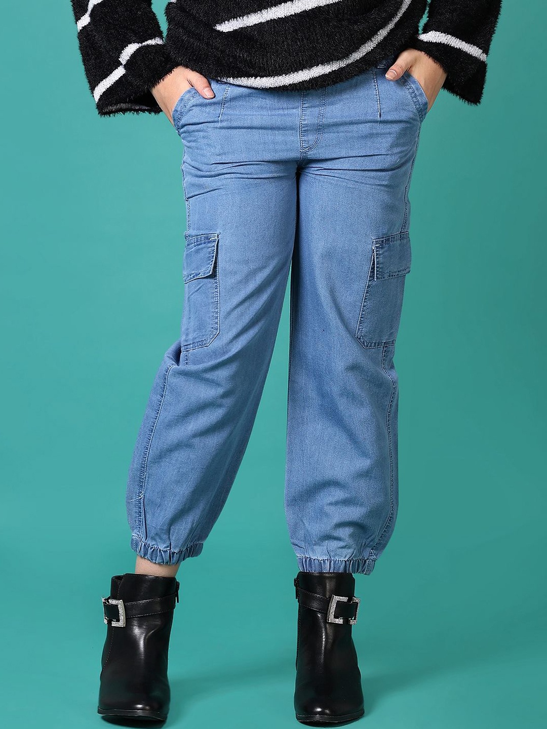 

V-Mart Girls Low Distress Light Fade Jeans, Blue