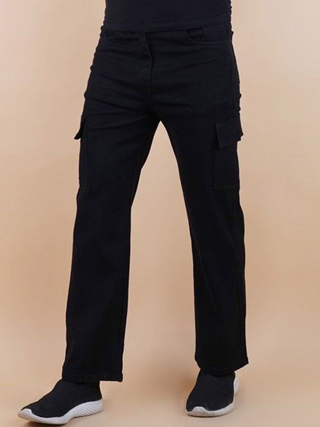

COMFITS Men Classic Low Distress Jeans, Black