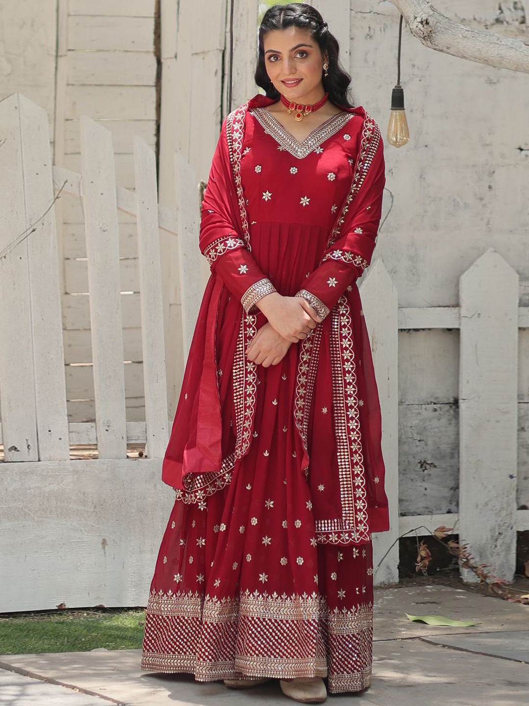 

KALINI Floral Embroidered Sequinned Georgette Anarkali Kurta With Dupatta, Maroon