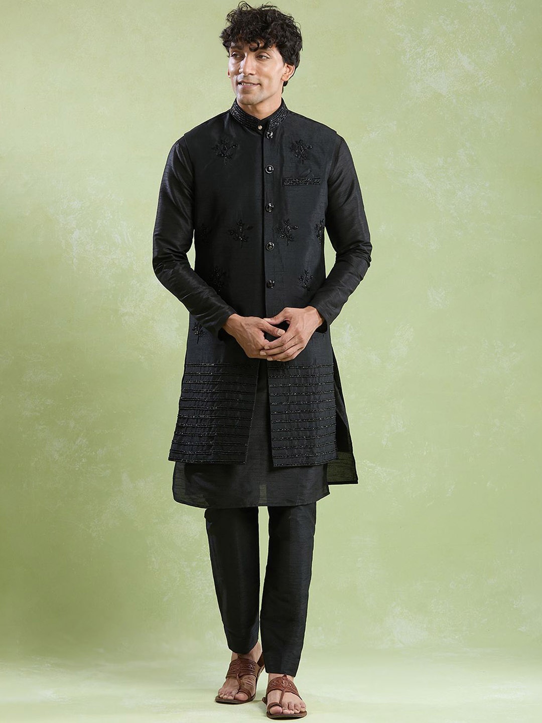 

Aryavir Malhotra Men Embroidered Floral Butti Flower Bloom Bundi Sherwani Set, Black