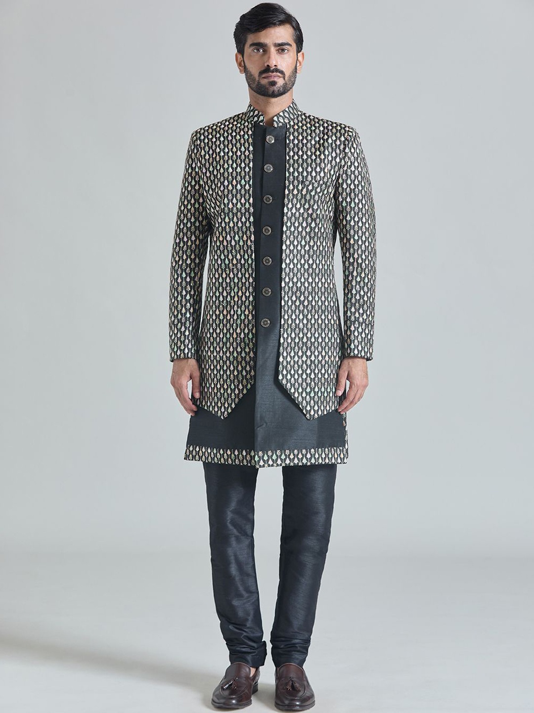 

Aryavir Malhotra Men Embroidered Pure Silk Crest Vine Layered Sherwani Set, Black