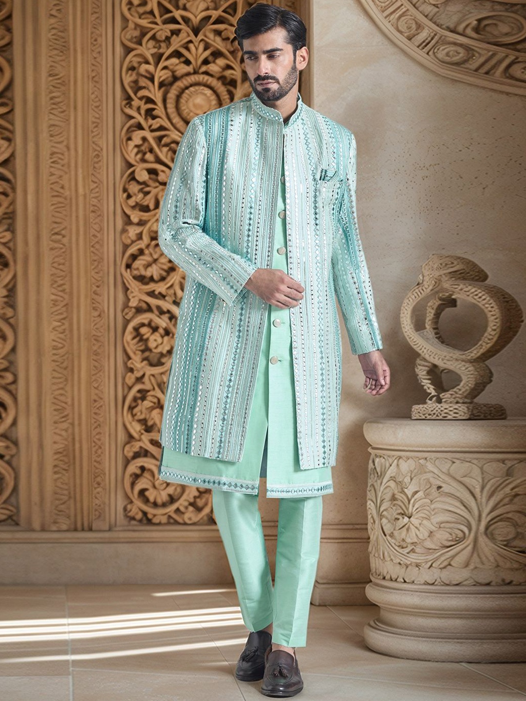 

Aryavir Malhotra Men Pure Silk Embroidered Mirror Vine Sherwani Set, Blue