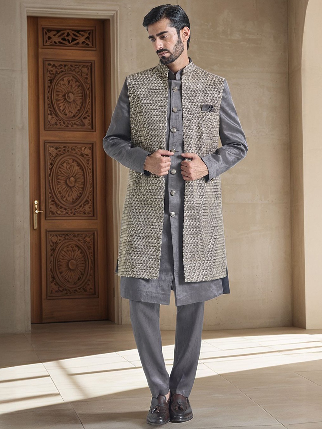 

Aryavir Malhotra Men Pure Silk Embroidered Teardrop Bloom Sherwani Set, Grey