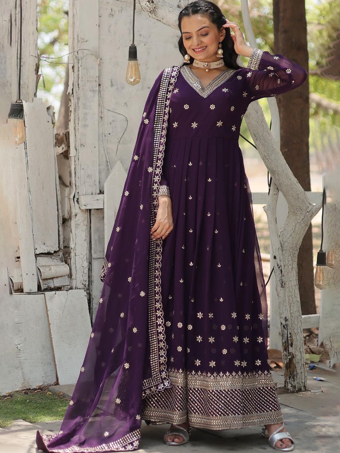 

Fashion Basket Floral Embroidered Georgette Anarkali Kurta With Dupatta, Purple