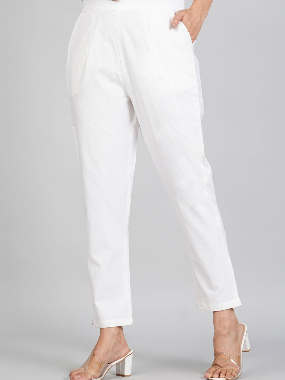 

Serenita Women Relaxed Mid-Rise Trousers, White