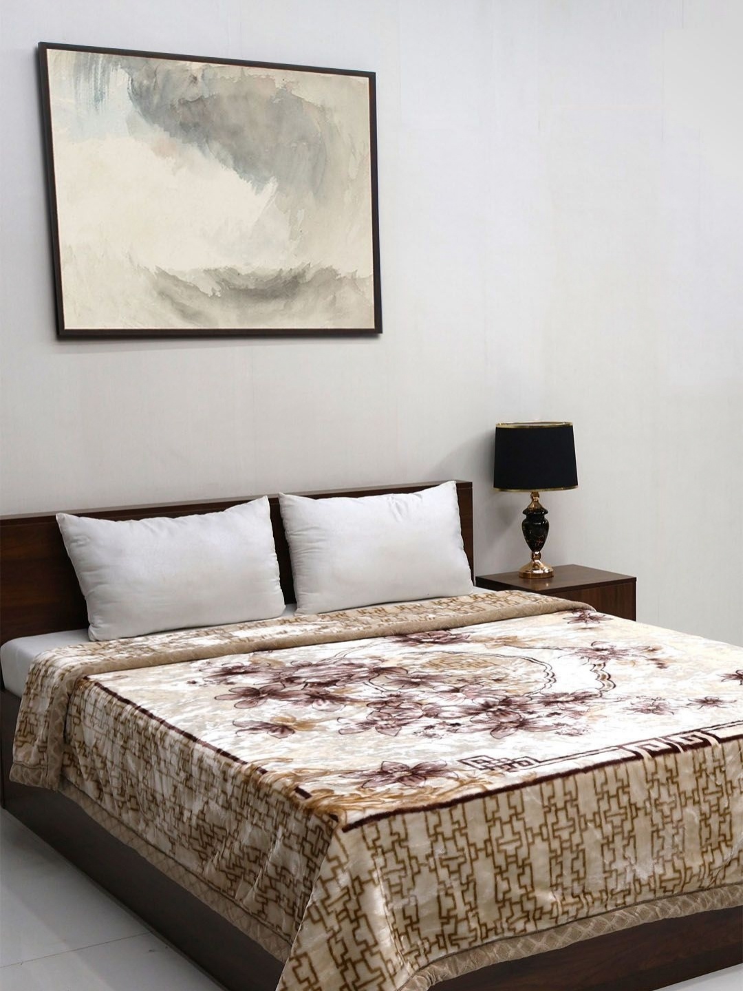 

Signature Plush Beige & White Floral 760 GSM Heavy Winter Double Bed Blanket