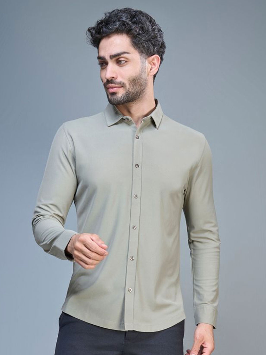 

MAXZONE Men Classic Cutaway Collar Solid Casual Shirt, Olive