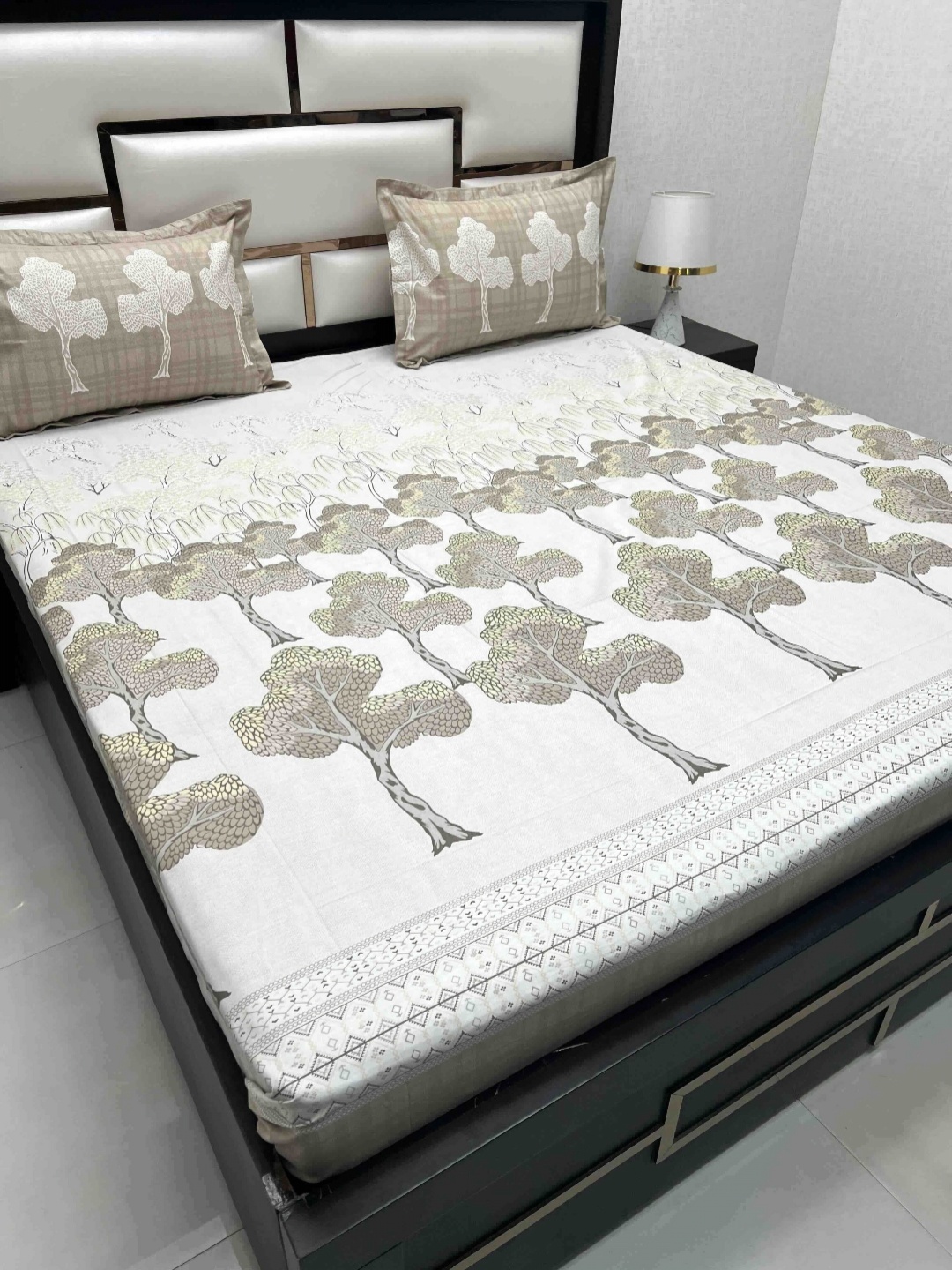 

Pure Decor Cotton King Size Double Bed Bedsheet With 2 Pillow Covers 2.74m X 2.74m, Brown
