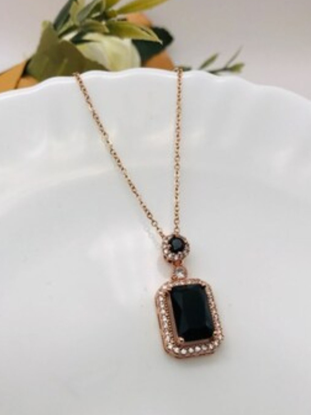 

V FASHION JEWELLERY Rose Gold-Plated Stainless Steel Cubic Zirconia Minimal Chain