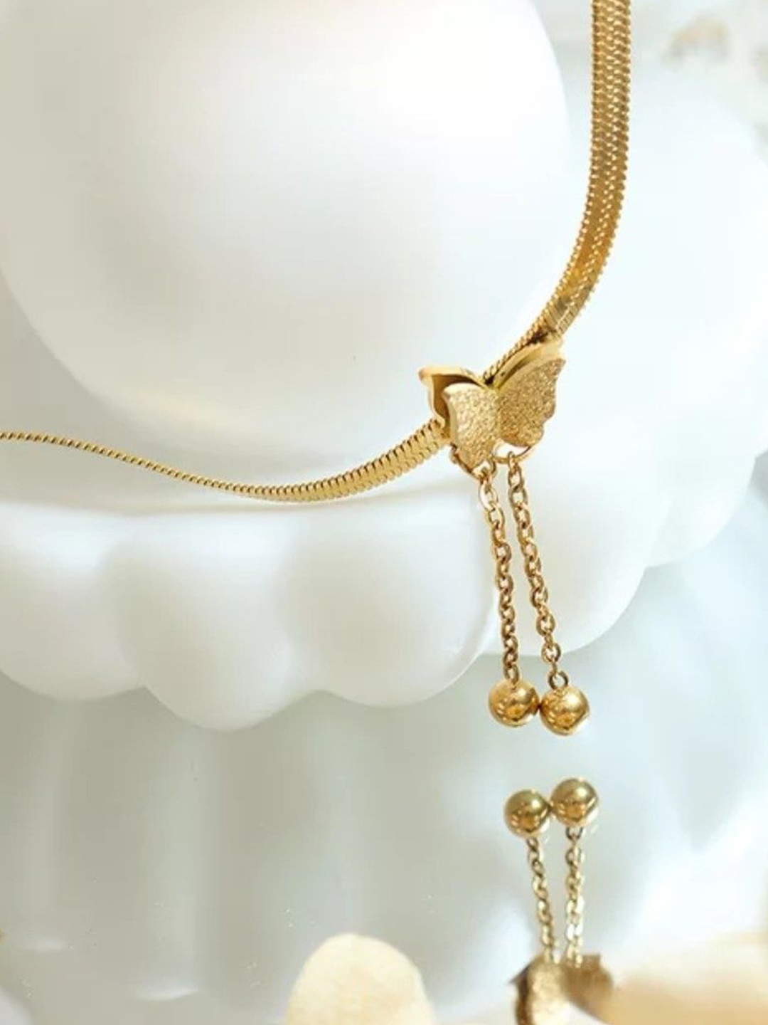

V FASHION JEWELLERY Rose Gold-Plated Stainless Steel Statement Necklace