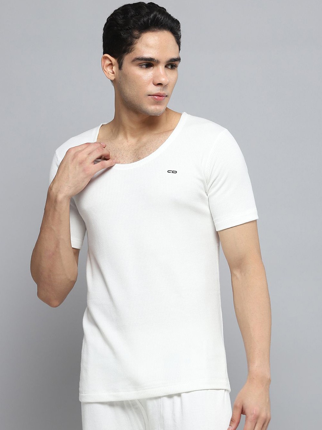 

Monte Carlo Men Ribbed Round Neck Half Sleeves Thermal Top, White