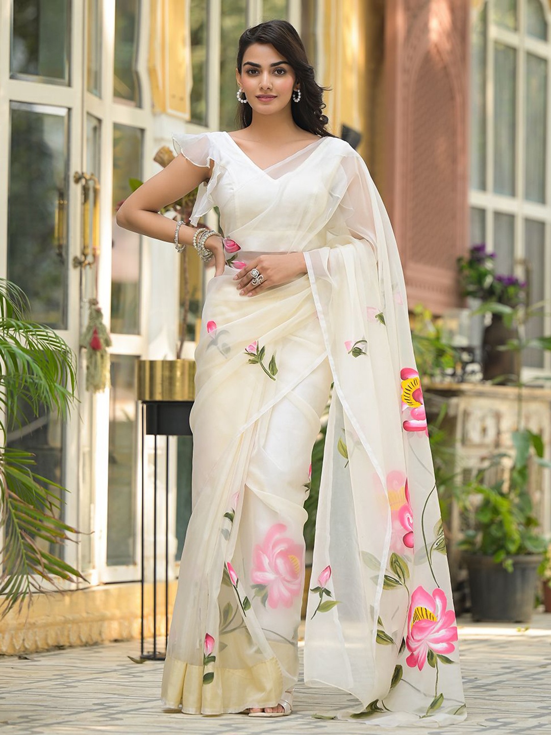 

KALINI Floral Printed Organza Saree, Cream