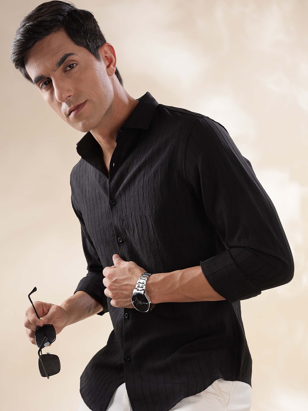 

HERE&NOW Men Spread Collar Textured Slim Fit Casual Shirt, Black