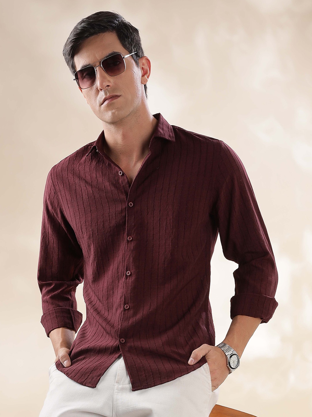 

HERE&NOW Men Cutaway Collar Textured Slim Fit Casual Shirt, Maroon