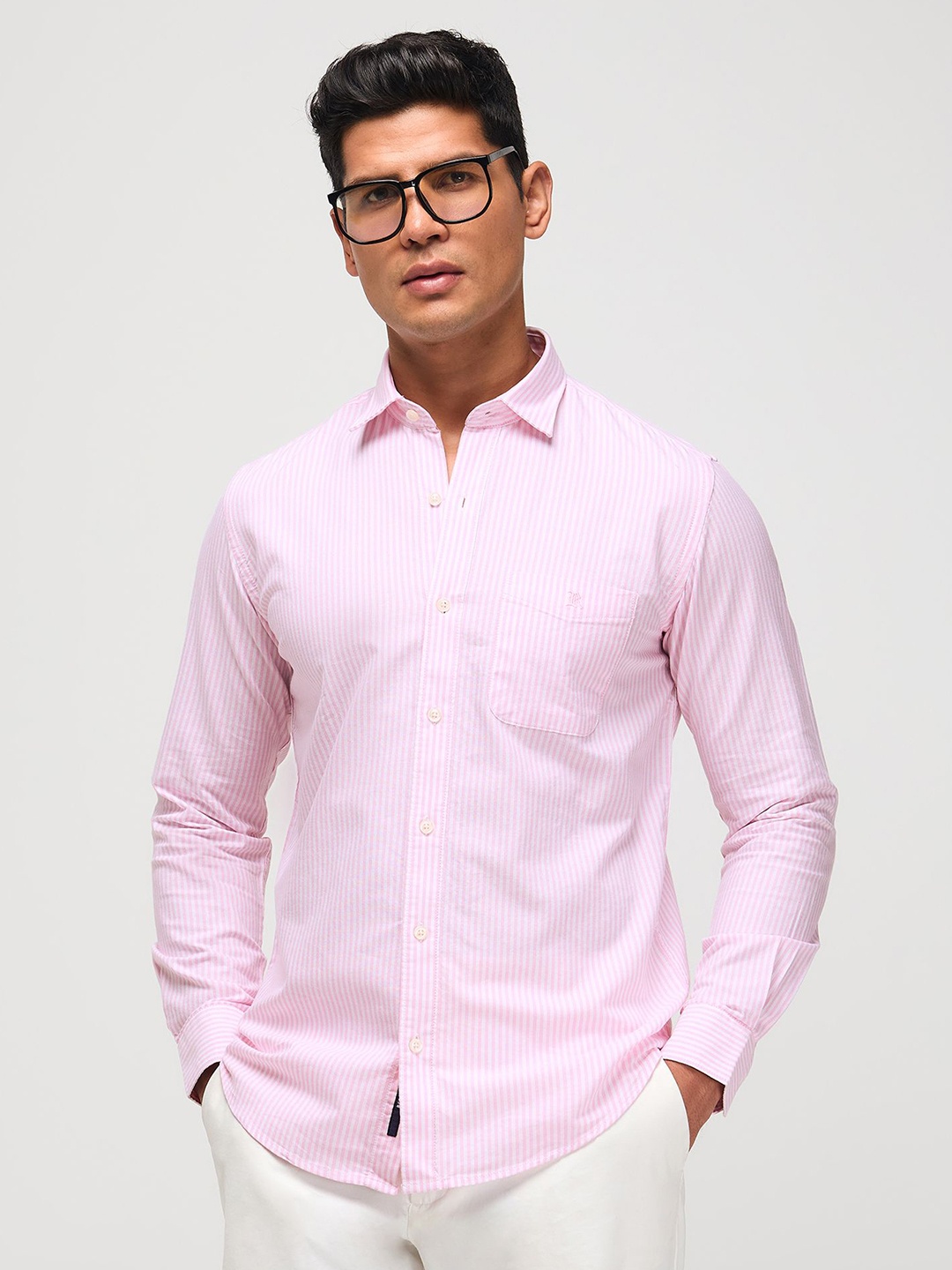 

Red Flame Men Spread Collar Vertical Striped Cotton Casual Shirt, Pink