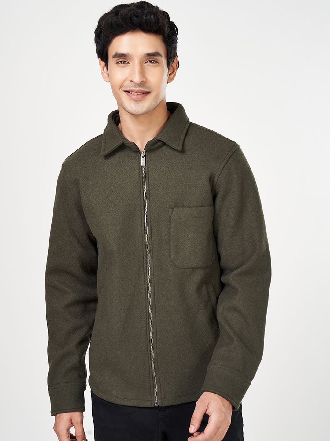 

BYFORD by Pantaloons Men Spread Collar Solid Casual Tailored Jacket, Olive