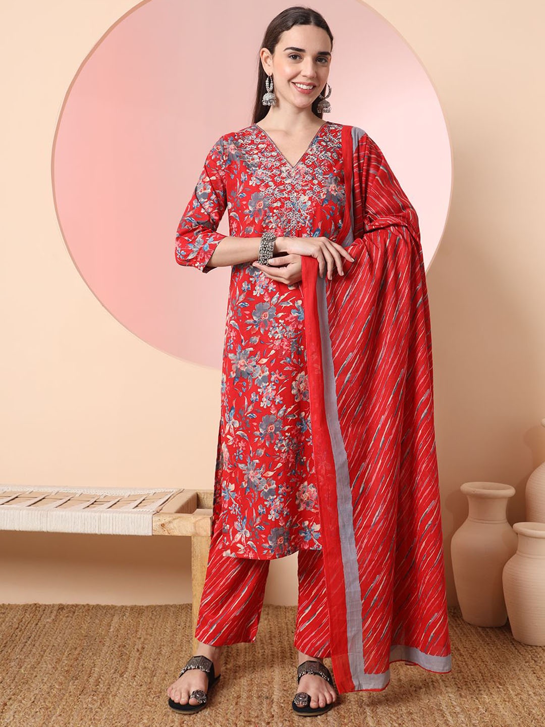 

Yufta Red Floral Printed Regular Thread Work Pure Cotton Kurta With Trouser With Dupatta