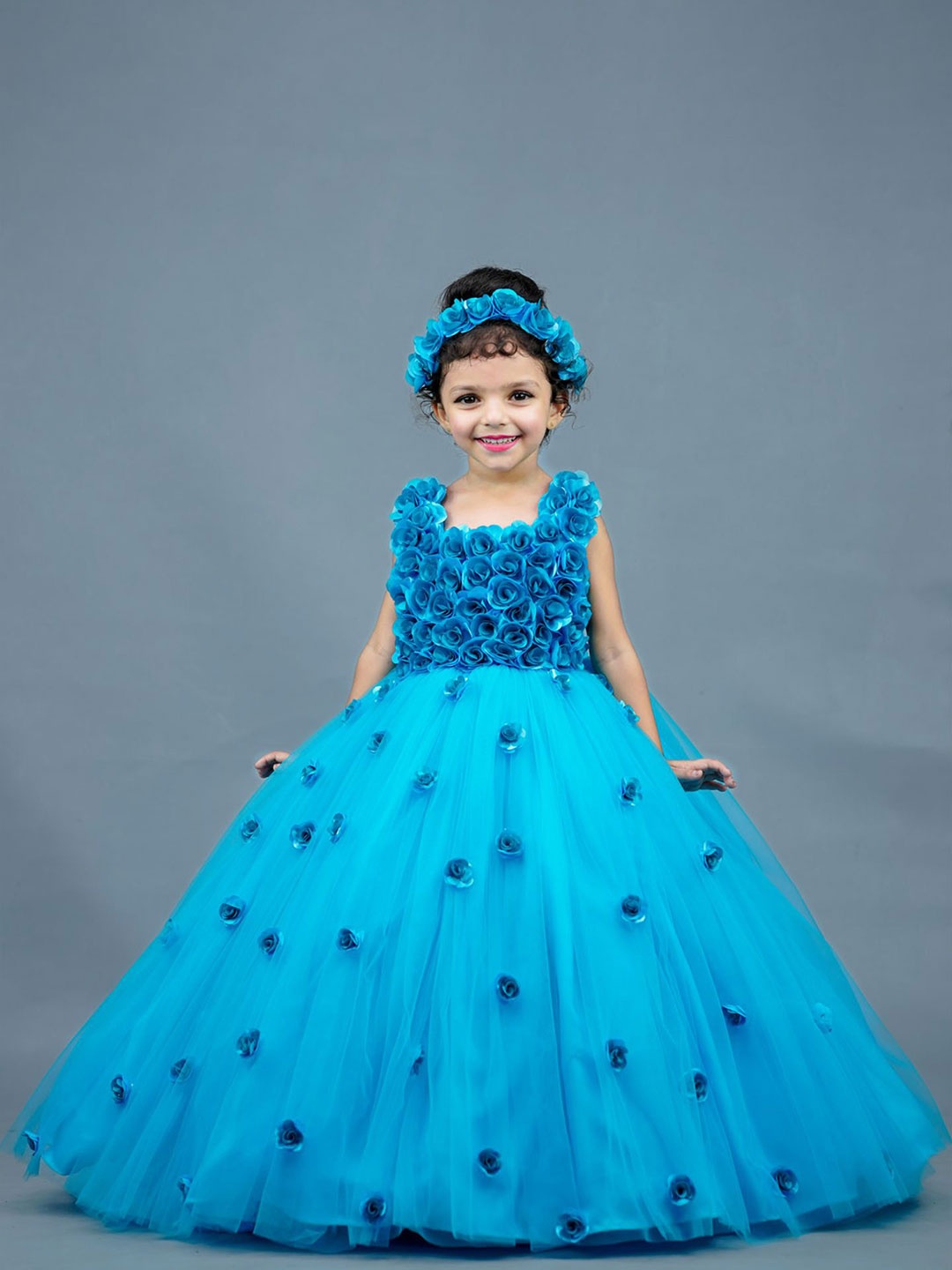 

Li & Li Boutique Girls Applique Floral Sleeveless Net Maxi Gown Dress, Blue