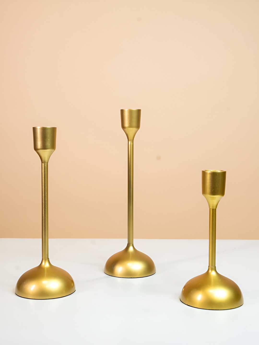 

URBANFIX Gold-Toned Set of 3 Candle Holder